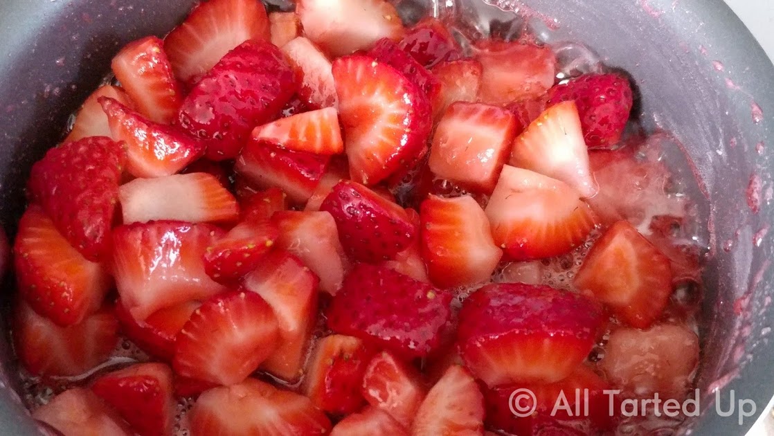 Homemade Strawberry Sauce So Good You’ll Want to Eat the Whole Jar ...